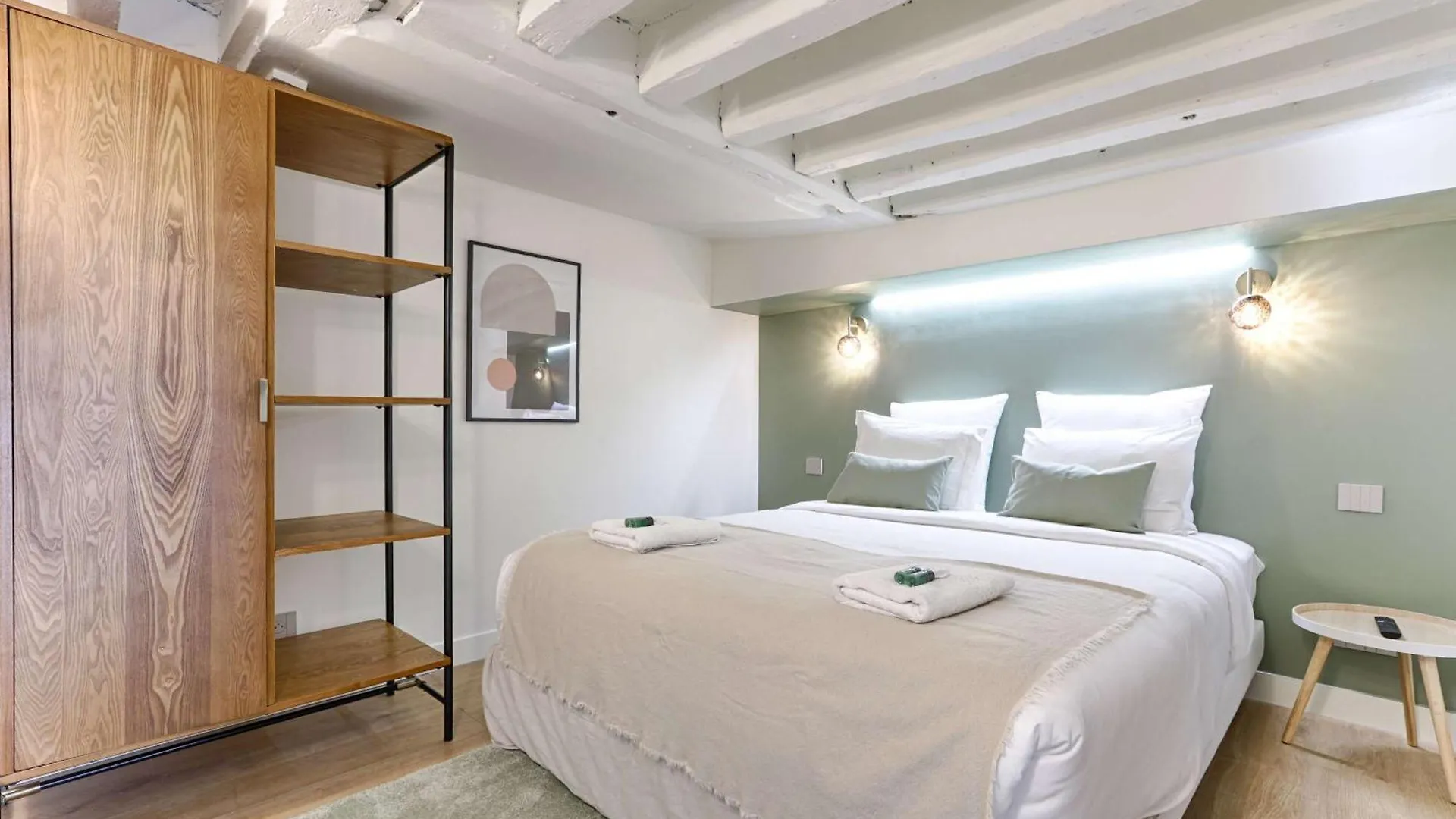 Residence - Roquette - Marais Paris 0*,  Fransa