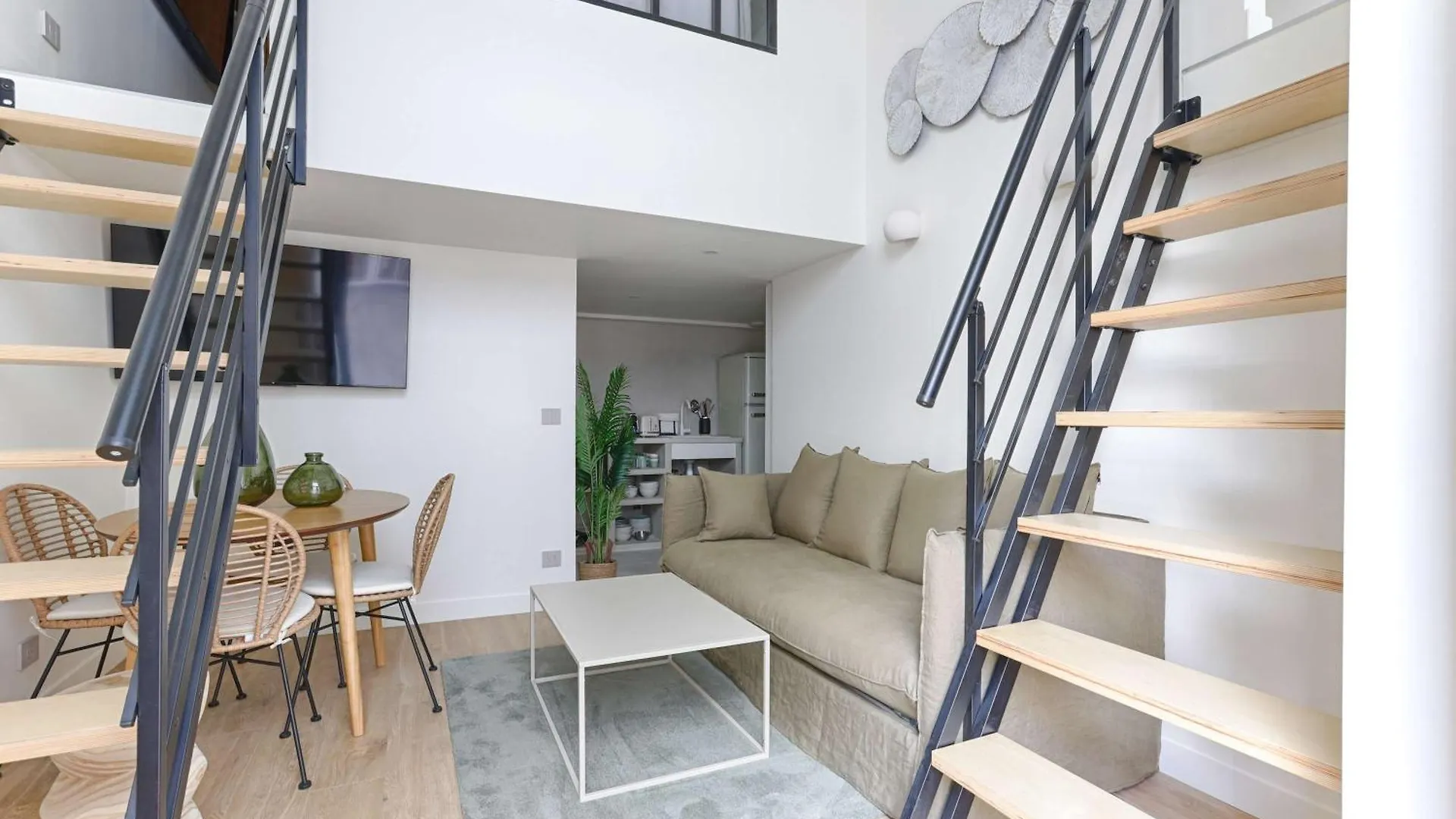 Residence - Roquette - Marais Paris Daire