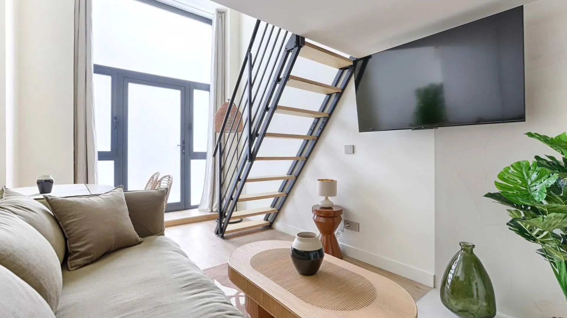 Residence - Roquette - Marais Paris 0*,  Fransa