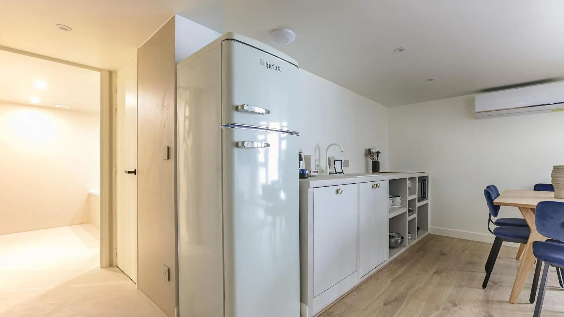 Residence - Roquette - Marais Parijs